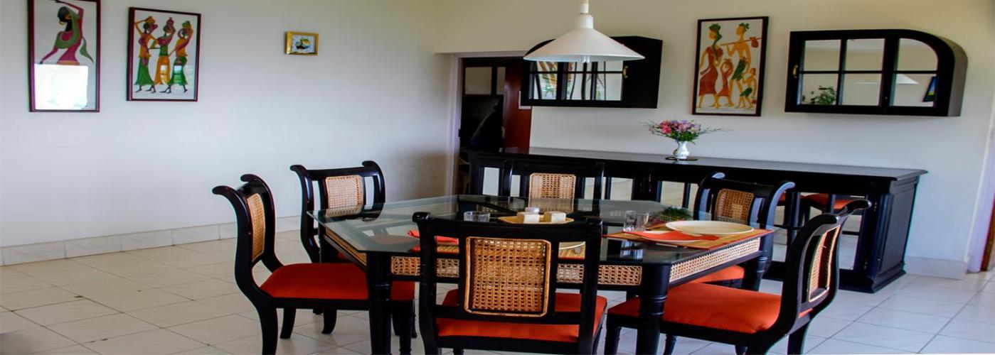 Bed and Breakfast Camellia Heights 1&2 Кунур Экстерьер фото