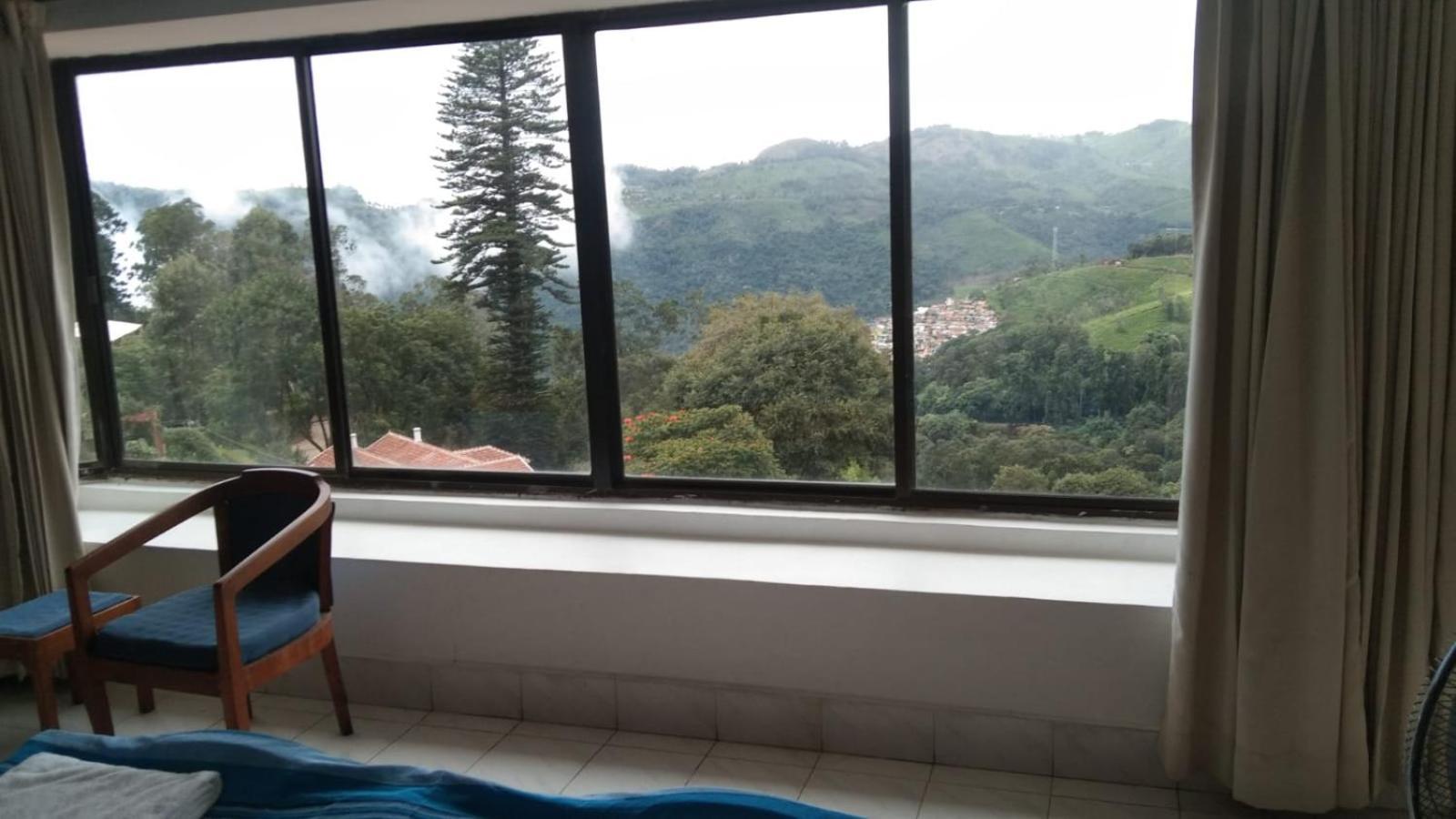 Bed and Breakfast Camellia Heights 1&2 Кунур Экстерьер фото